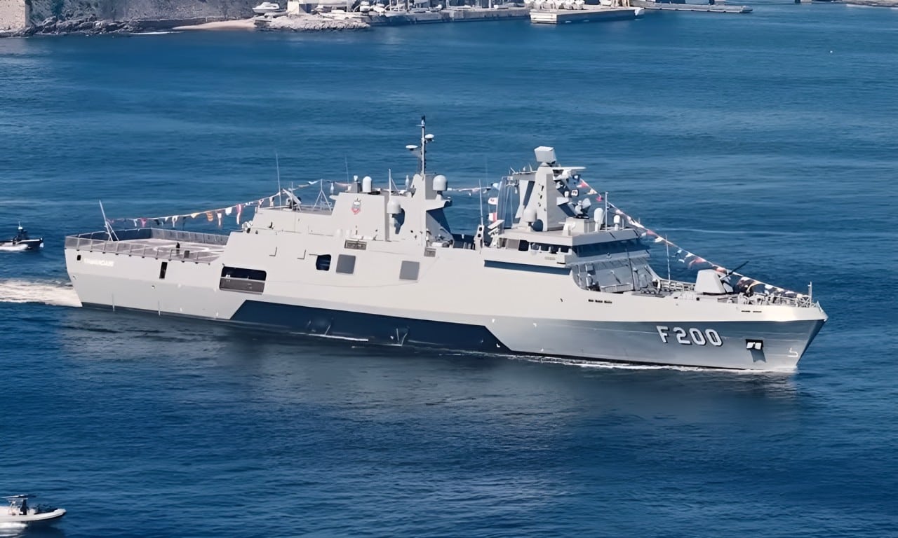 navalnews.com