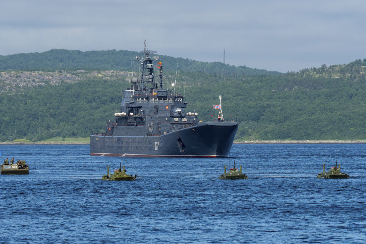 FCXA14533-1-550_7.jpg