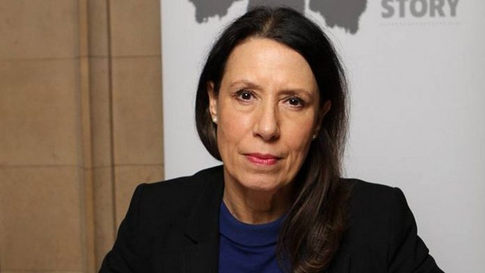 debbieabrahams-696x392.jpg