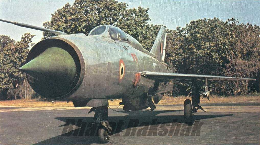 MiG-21-Type-77_3.jpg