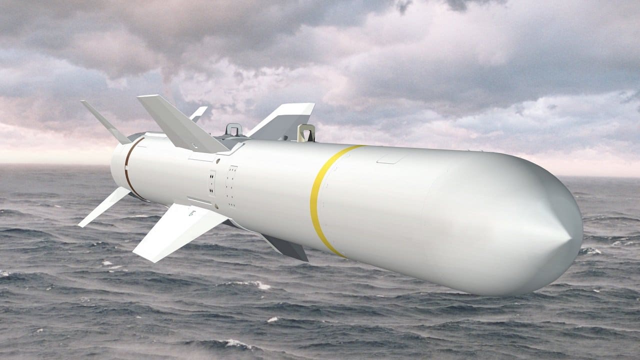 www.navalnews.com